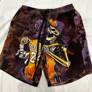 NWOT LMNS CUSTOM KOBE SHORT